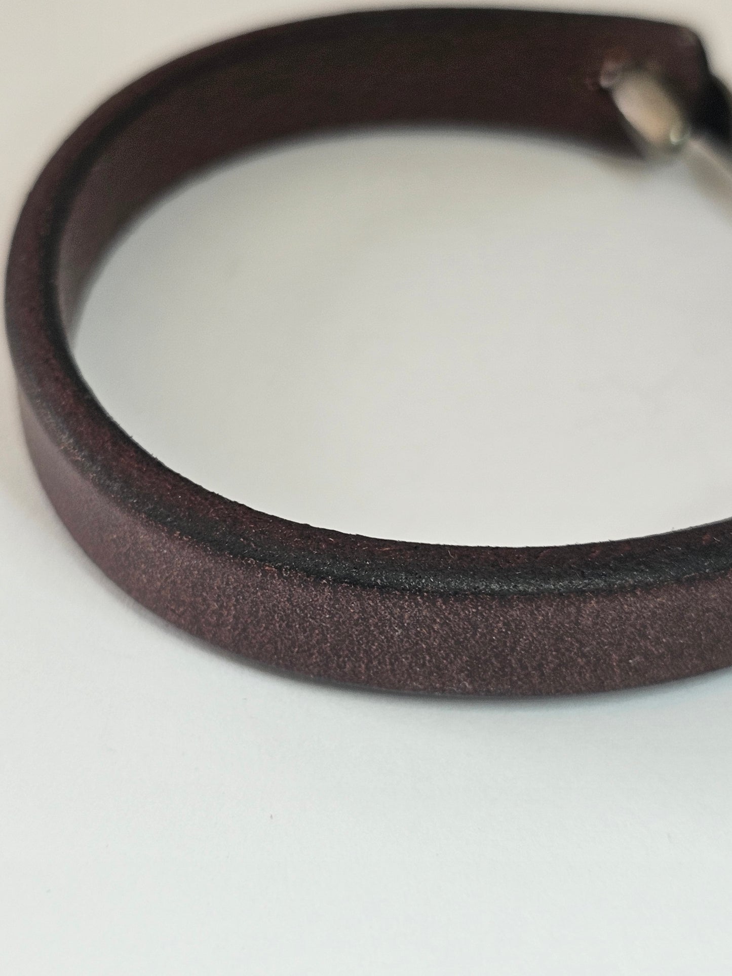 PULSERA LEATHER NOMAD DARK