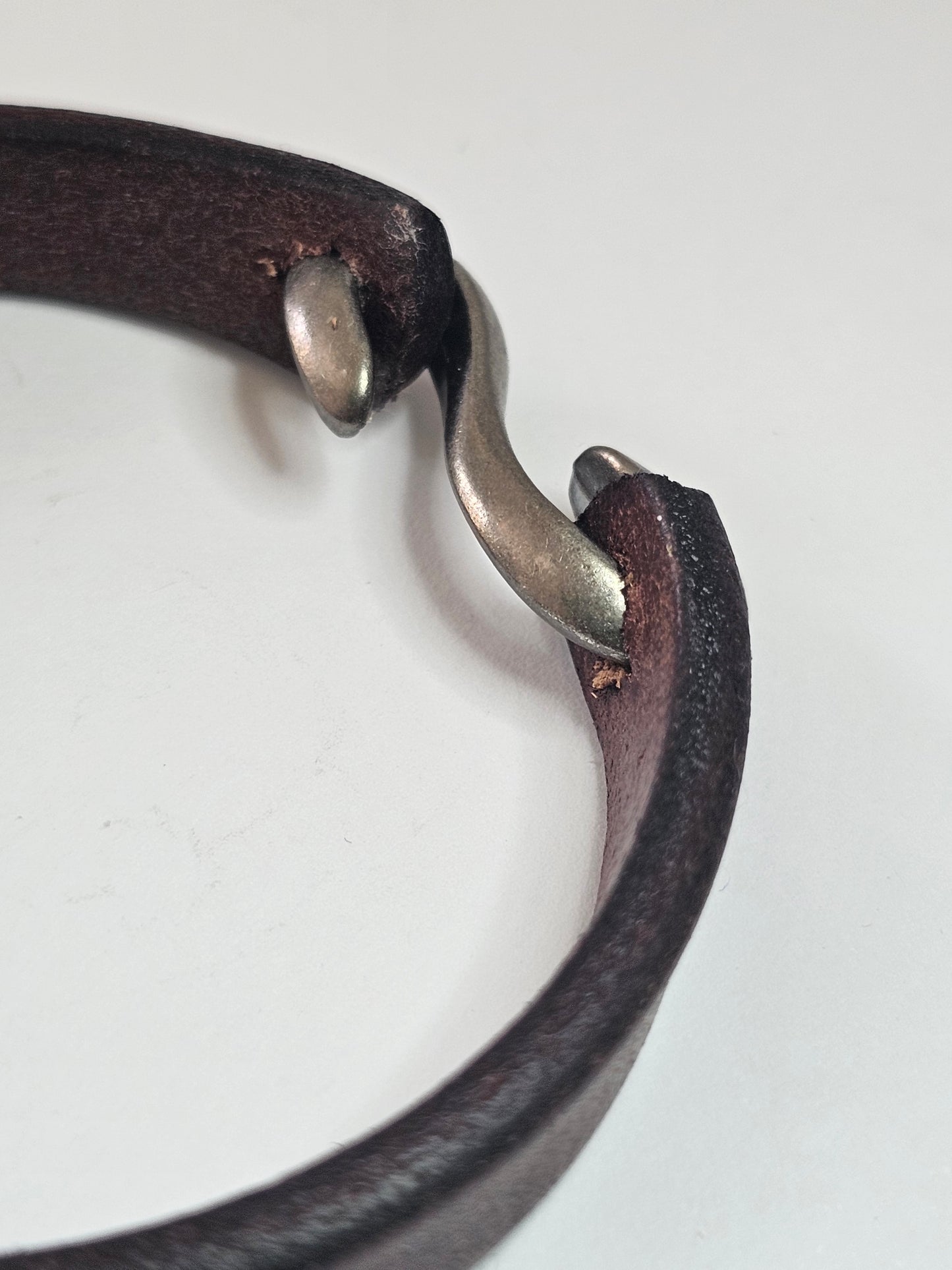 PULSERA LEATHER NOMAD DARK