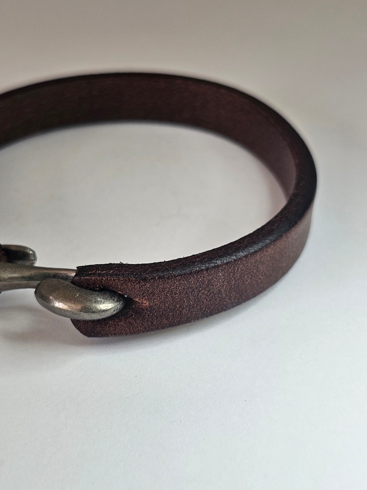 PULSERA LEATHER NOMAD DARK