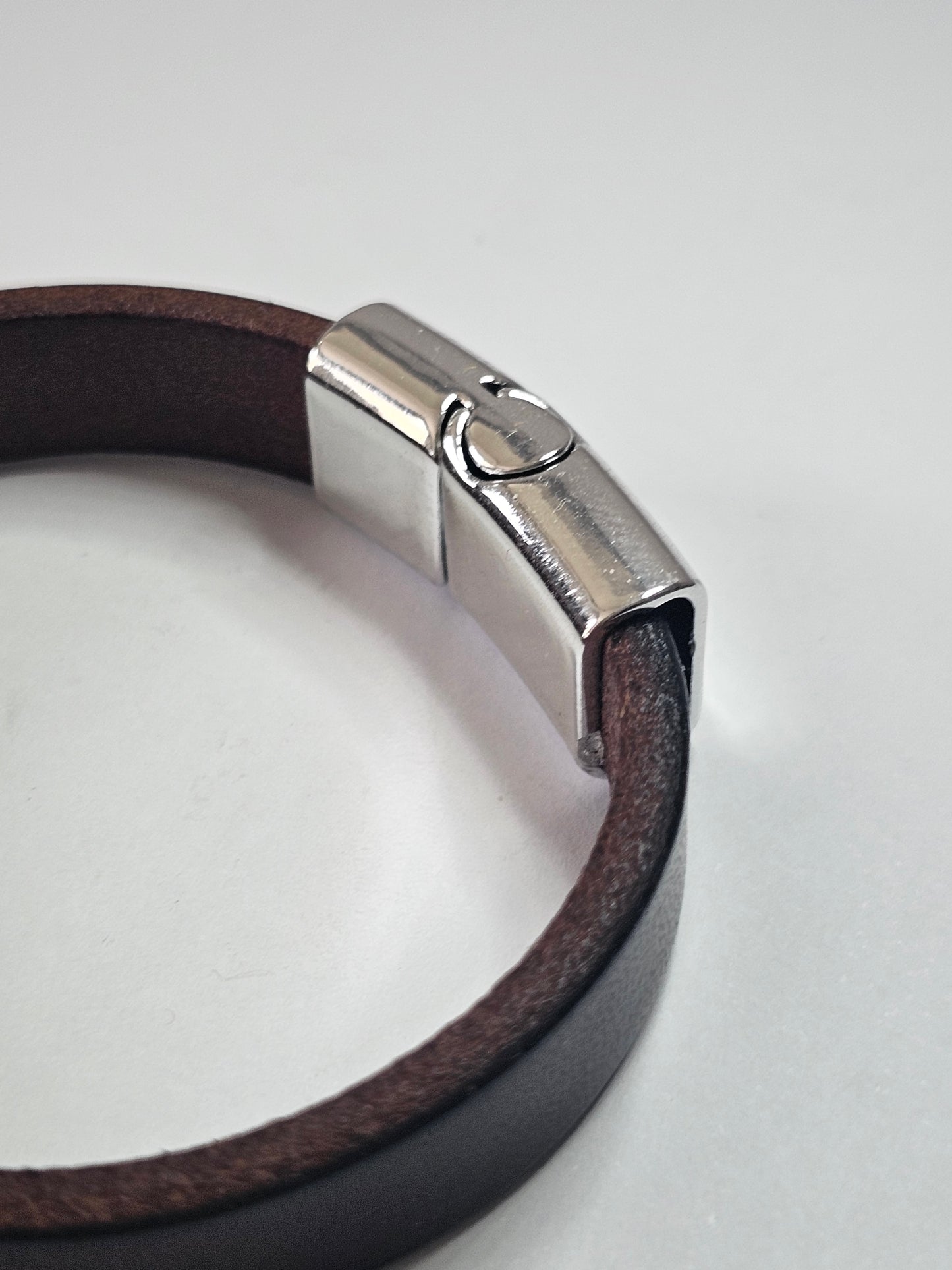 PULSERA LEATHER REBEL